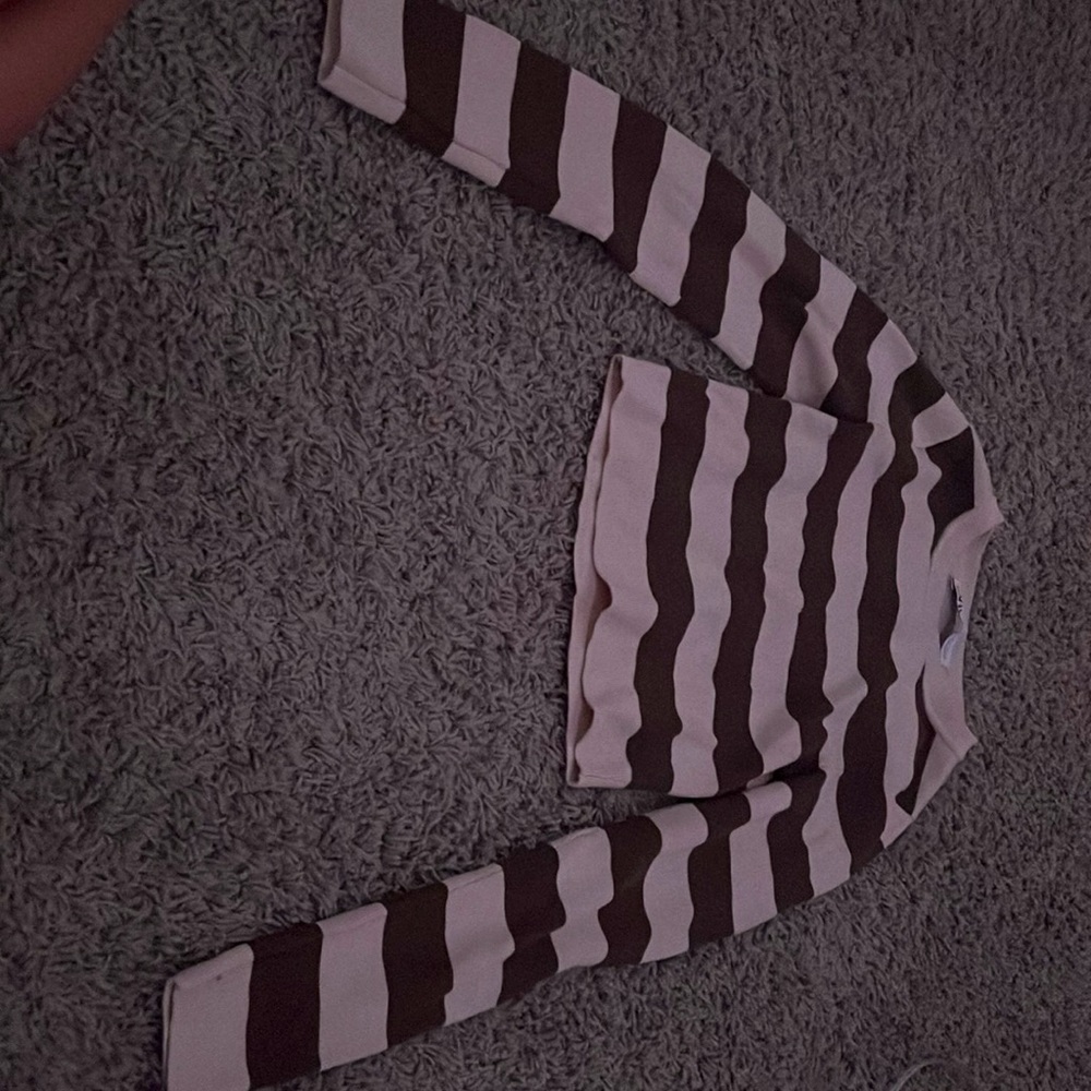 striped crop top